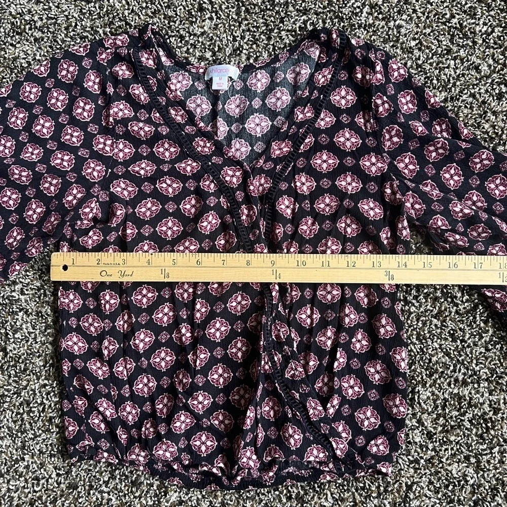 Xhilaration Black Blouse with Pink Patterns - Picture 6 of 7